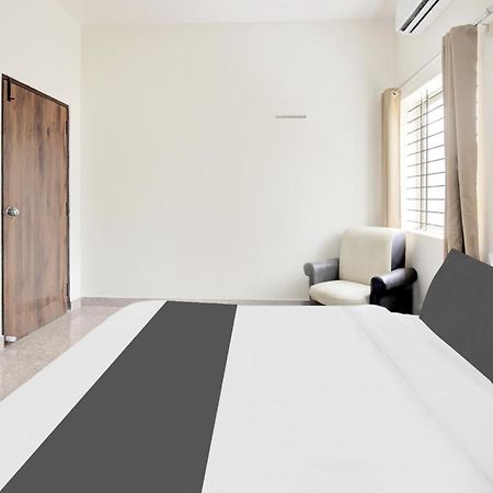 Hotel O Sri Manjunatha Deluxe Suites Bangalore Exterior photo