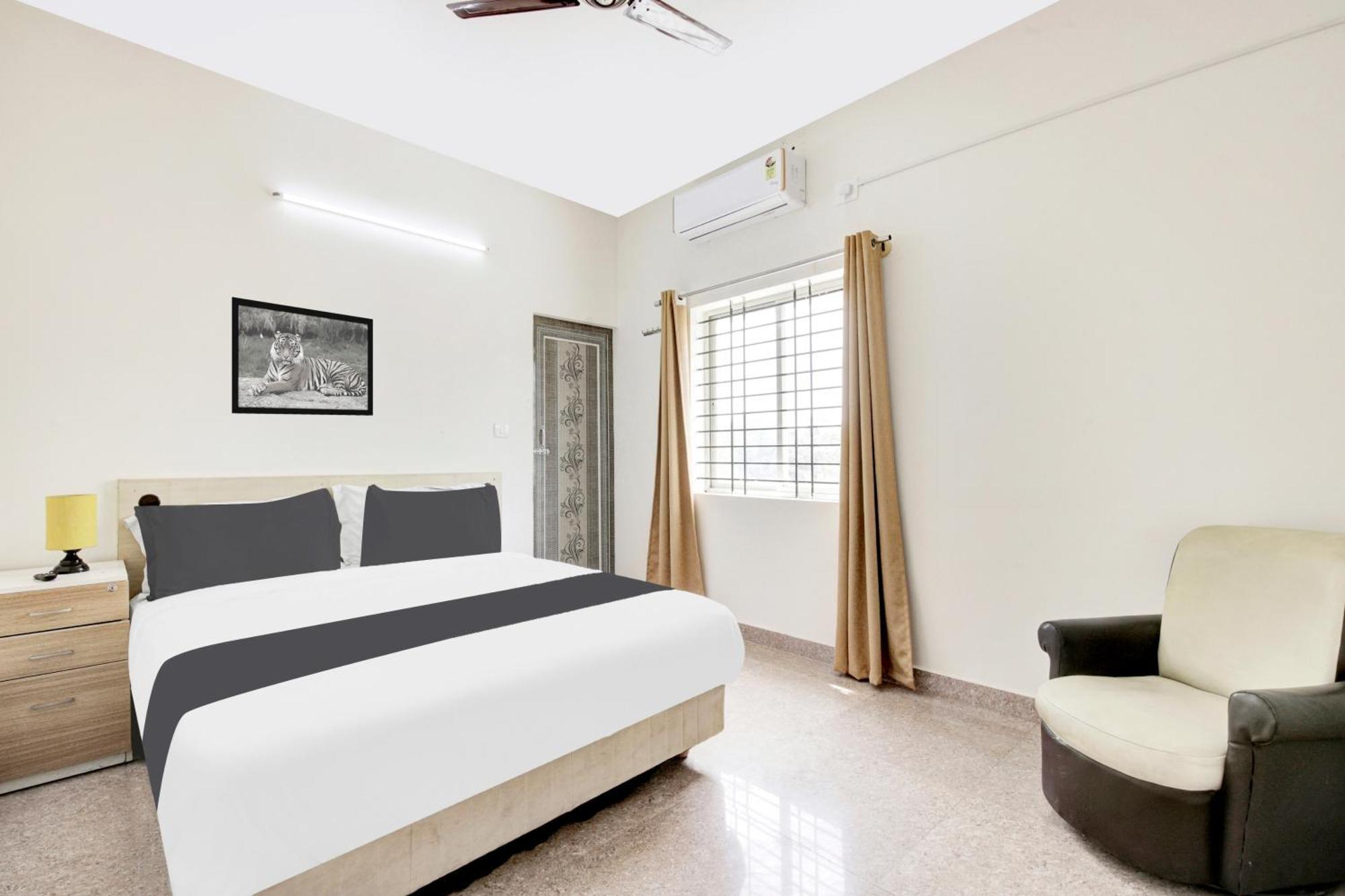 Hotel O Sri Manjunatha Deluxe Suites Bangalore Exterior photo