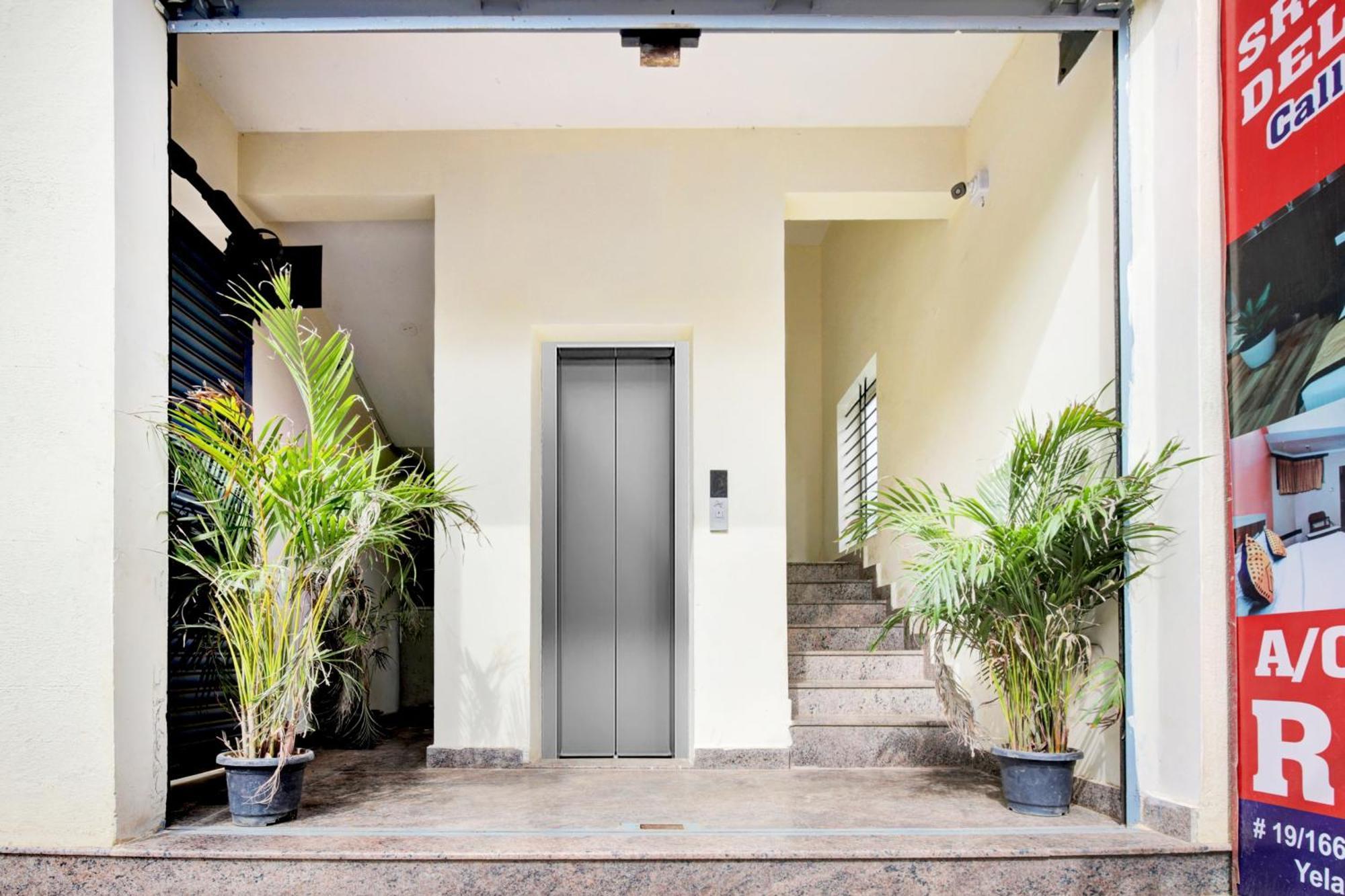 Hotel O Sri Manjunatha Deluxe Suites Bangalore Exterior photo